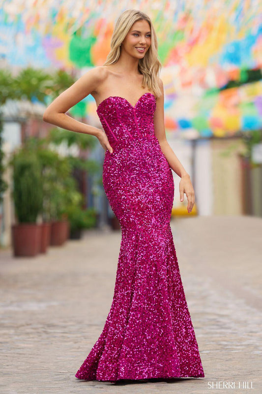 The Ultimate Buying Guide To Acing Your Prom Night In A Stunning Sherri Hill Dress