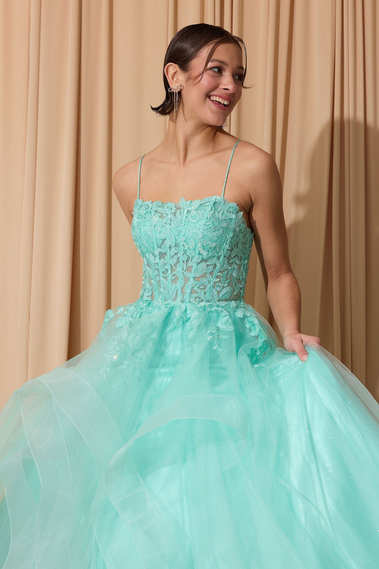 Sweetheart Floor-Length Tulle Prom Ball Gown Eureka Fashion 167