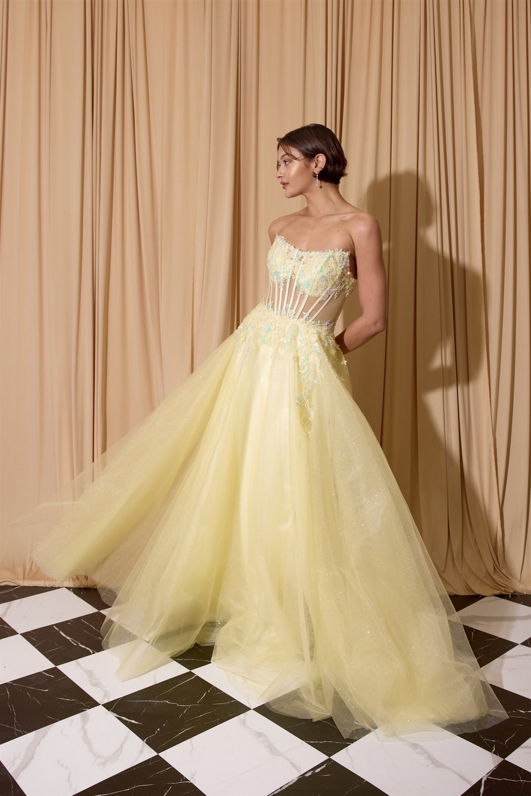 Soft Yellow Strapless Floor-Length Tulle Formal Floral Applique Gown Eureka Fashion EK208