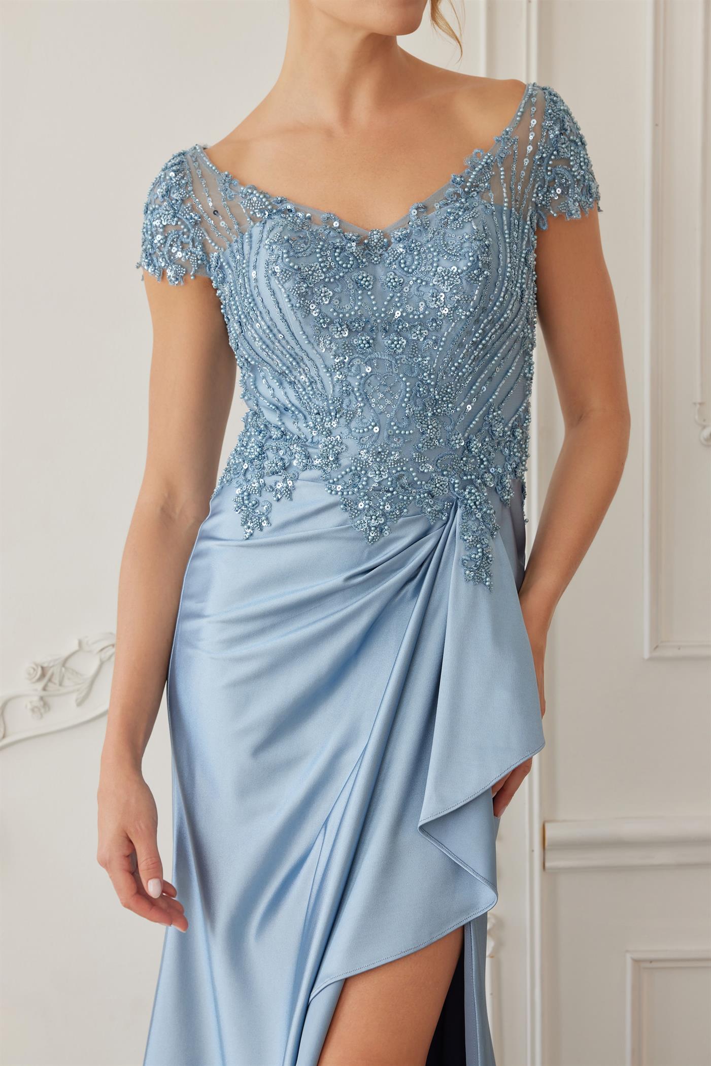 Plus Size Dresses Long Formal Beaded Mother of the Bride Dress Blue