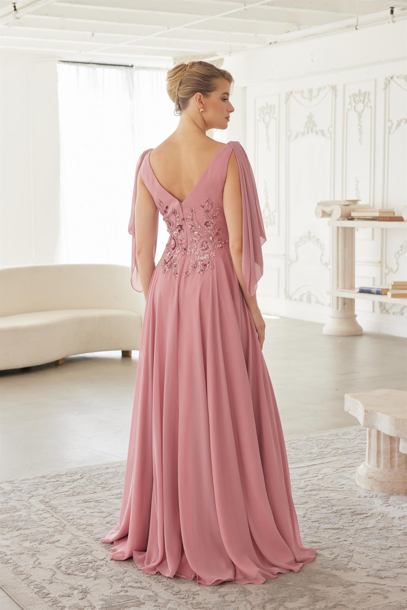 Plus Size Dresses Long Beaded Evening Mother of the Bride Dress Mauve