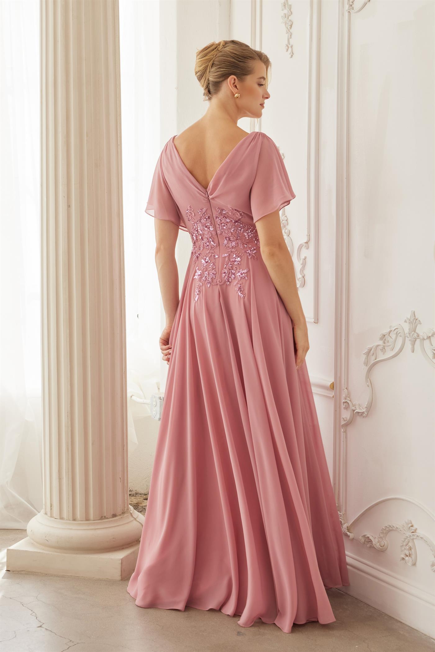 Nox Anabel ME152 Plus Size Long Formal Mother of the Bride Dress