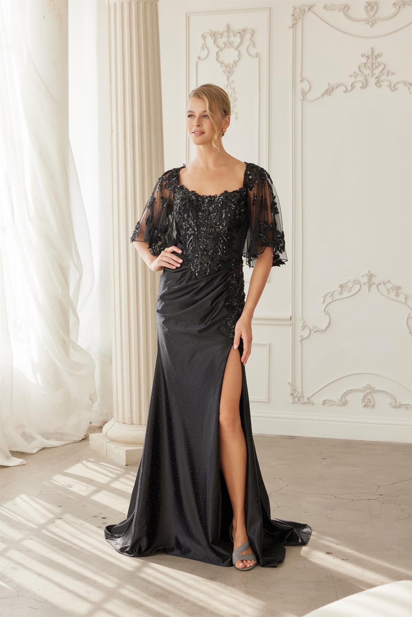 Plus Size Dresses Long Beaded Formal Mother of the Bride Dress Black