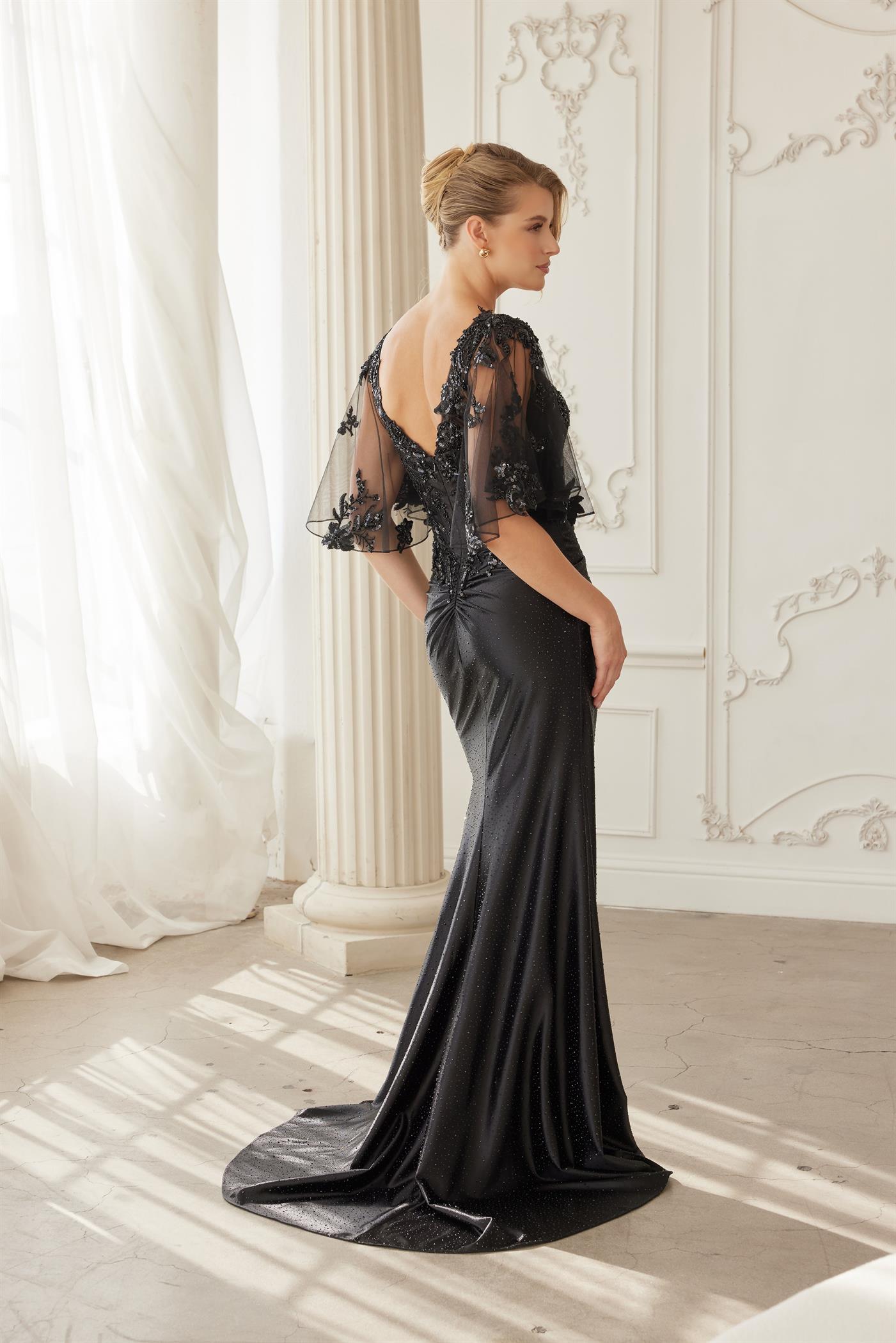 Plus Size Dresses Long Beaded Formal Mother of the Bride Dress Black