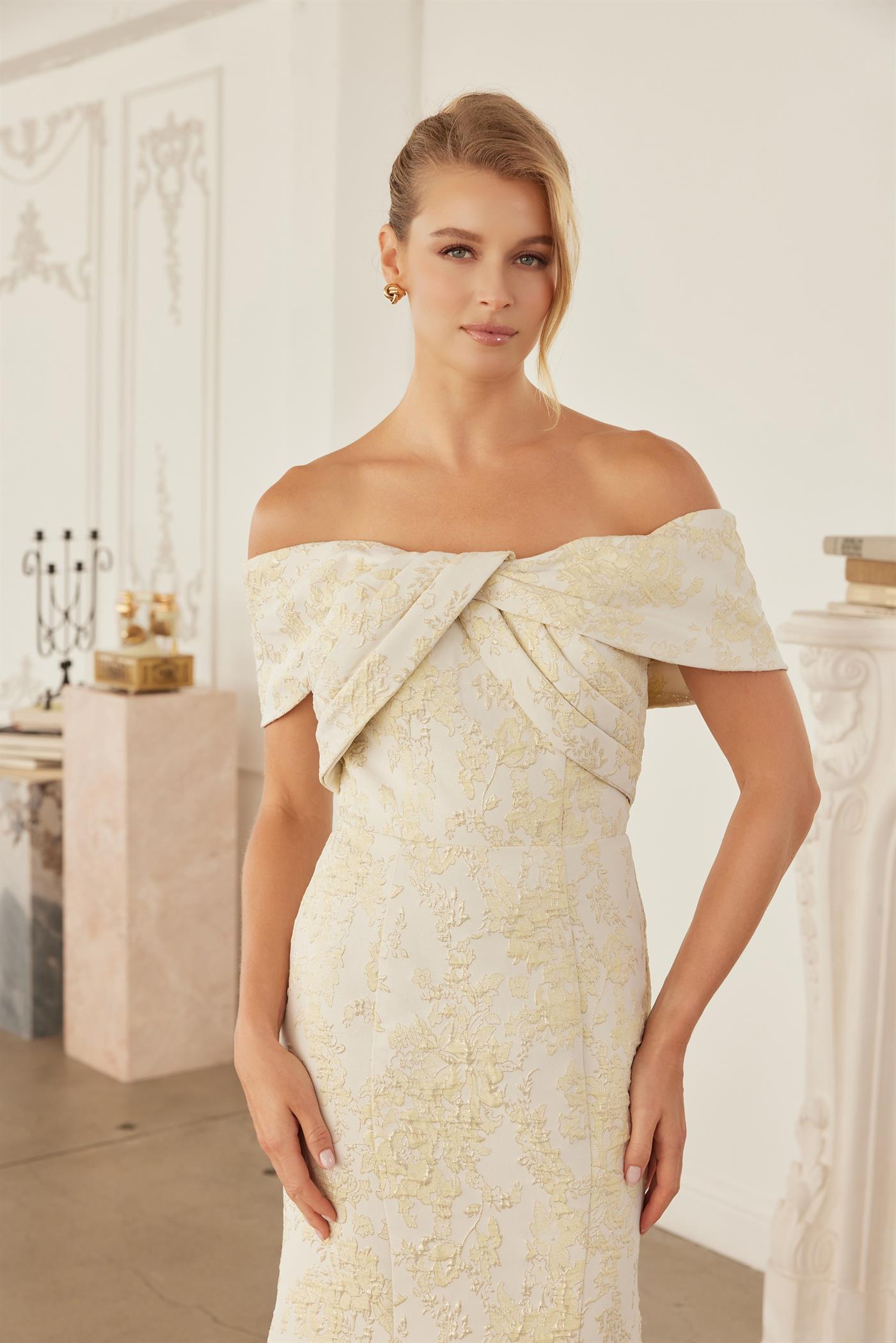 Plus Size Dresses Long Formal Floral Print Mother of the Bride Dress Gold