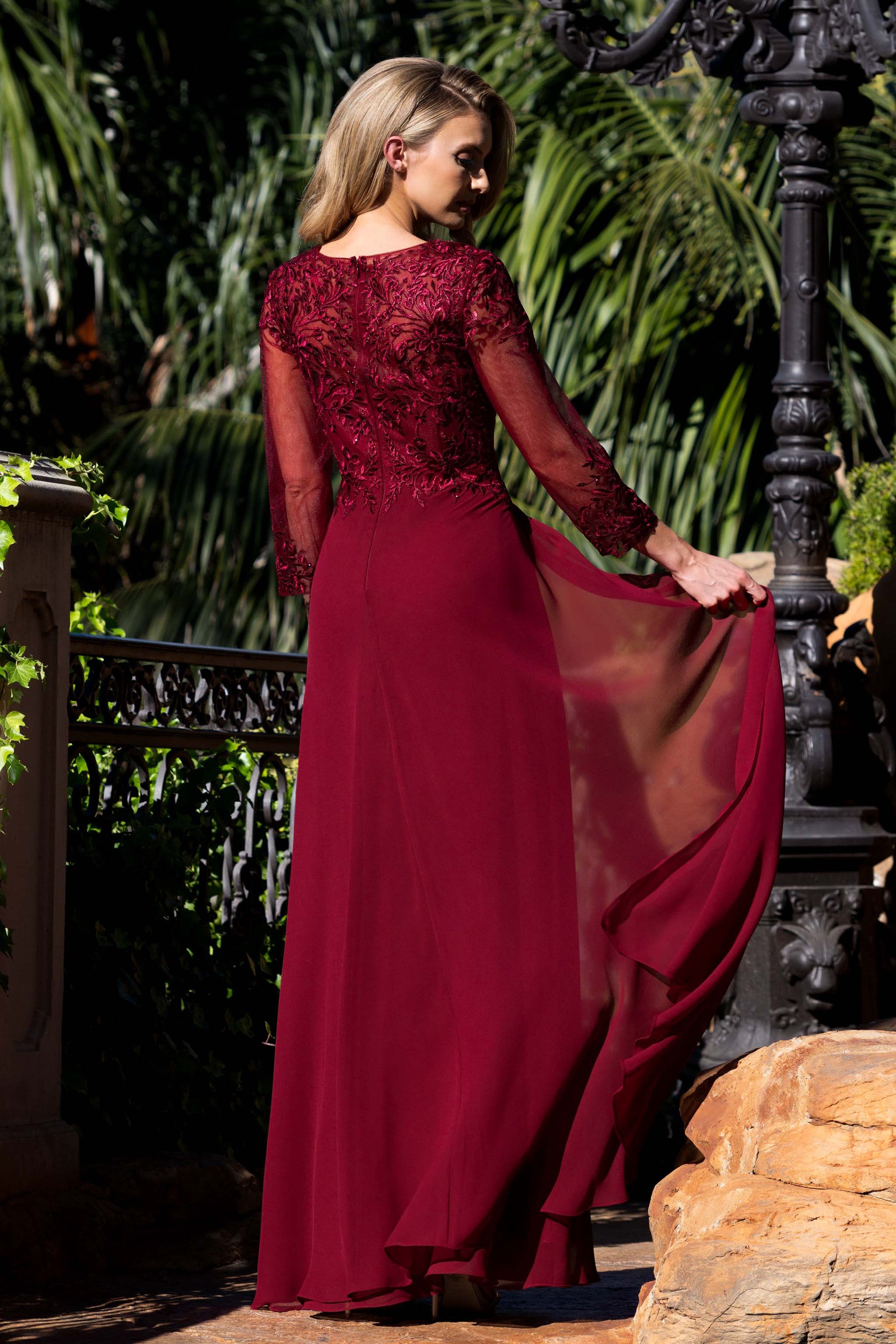 V-Neck Floor-Length Chiffon Formal A-Line Lenovia 8436