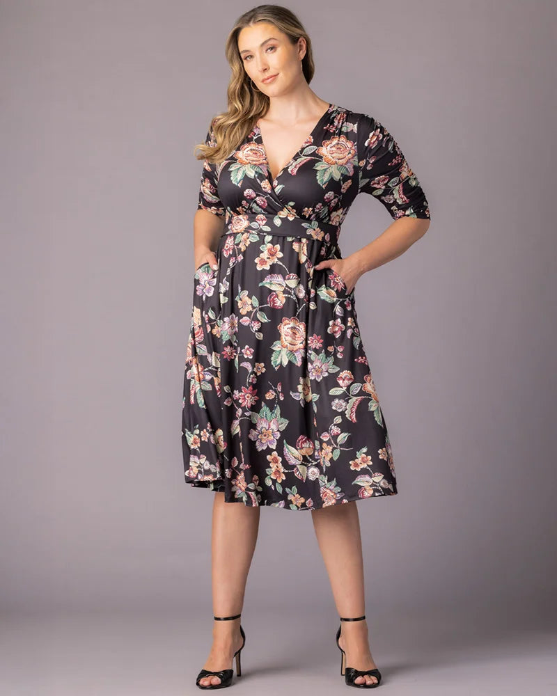 Black Floral Motif V-Neck Knee-Length Floral Casual Dress Plus Size A-Line Dress with Pockets Kiyonna 12183501