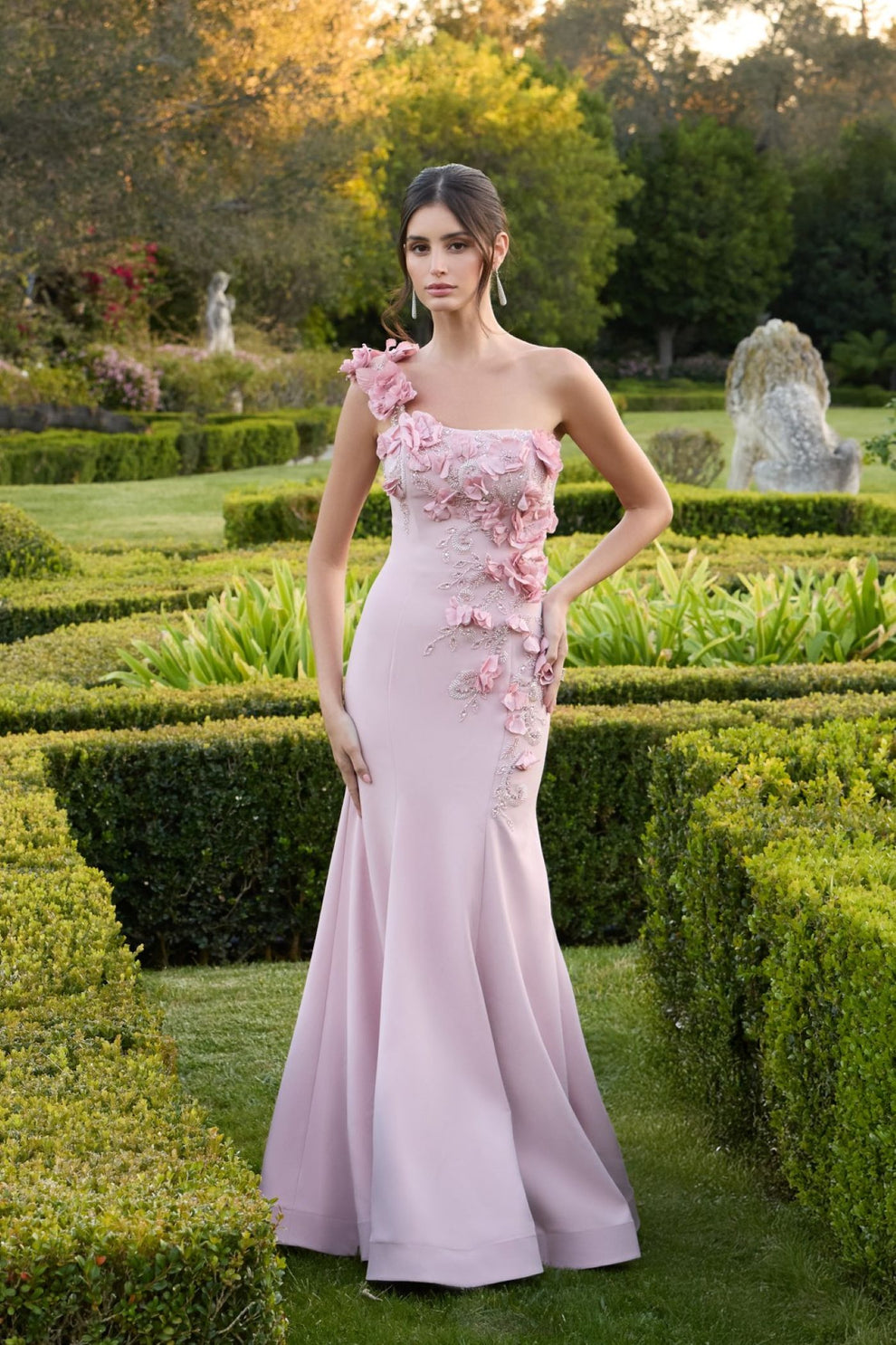 One-Shoulder Floor-Length Crepe Formal Mermaid Gown Mac Duggal 11943
