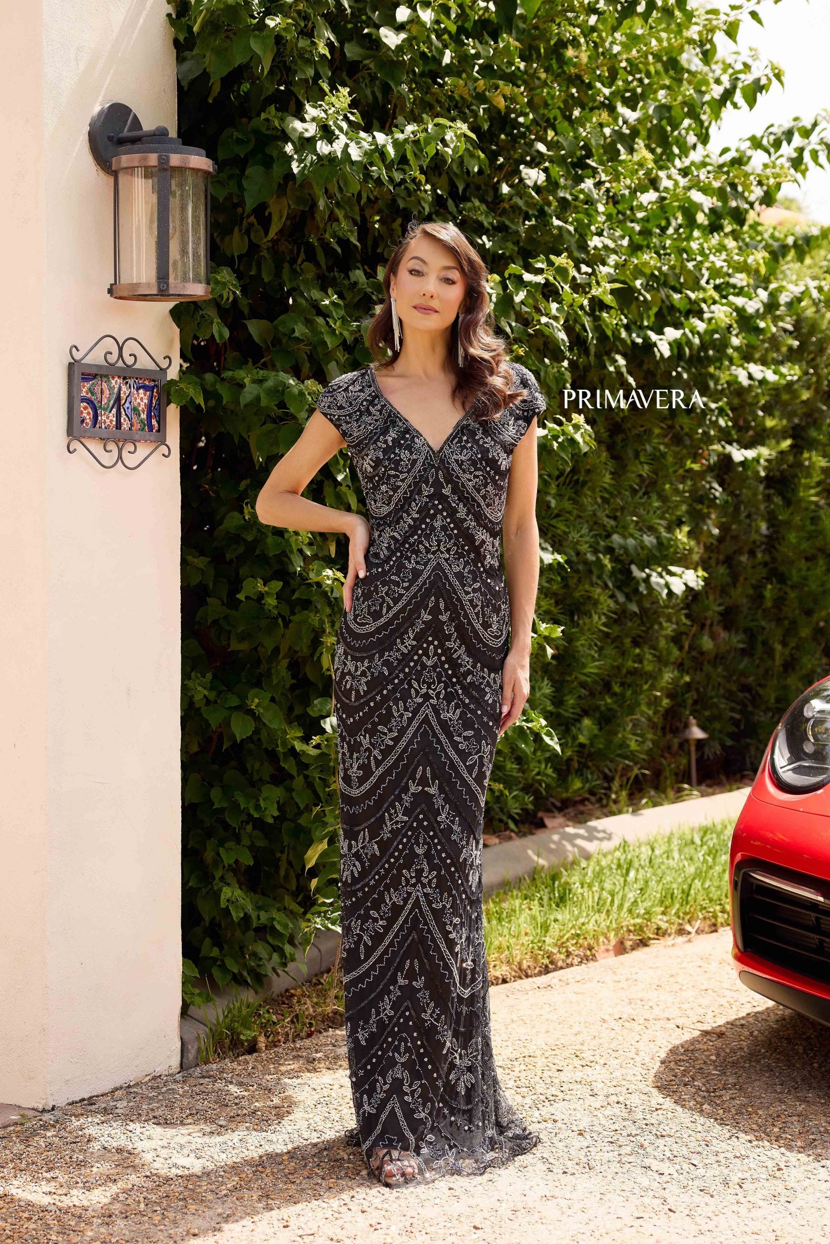 Black V-Neck Floor-Length Sequin Formal Gown Peplum Primavera Couture 13138