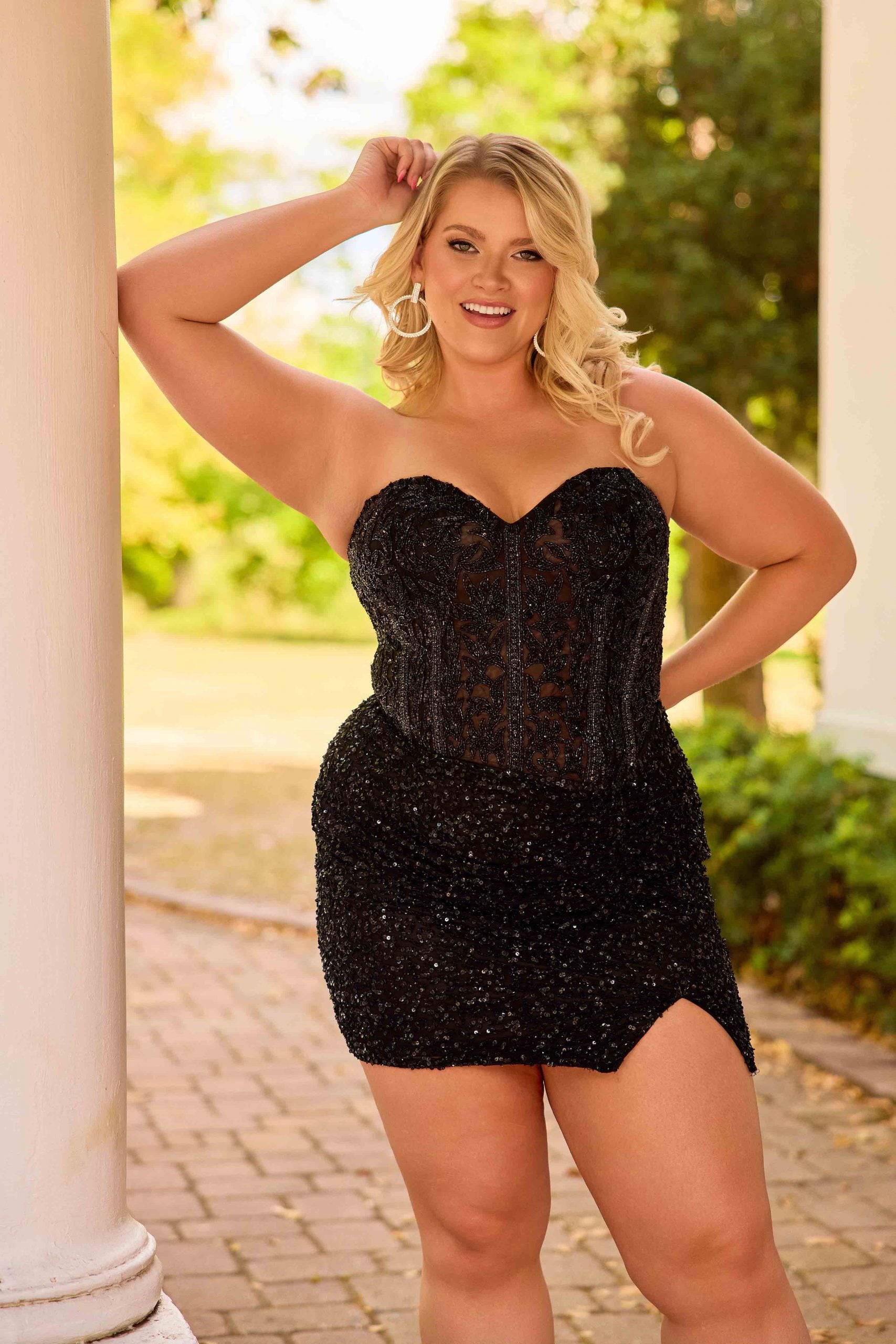 Plus Size Dresses Short Slit Mini Sequin Fitted Corset Cocktail Dress Primavera Couture 14098 Black