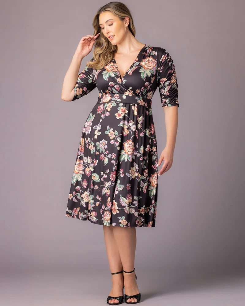 Black Floral Motif V-Neck Knee-Length Floral Casual Dress Plus Size A-Line Dress with Pockets Kiyonna 12183501