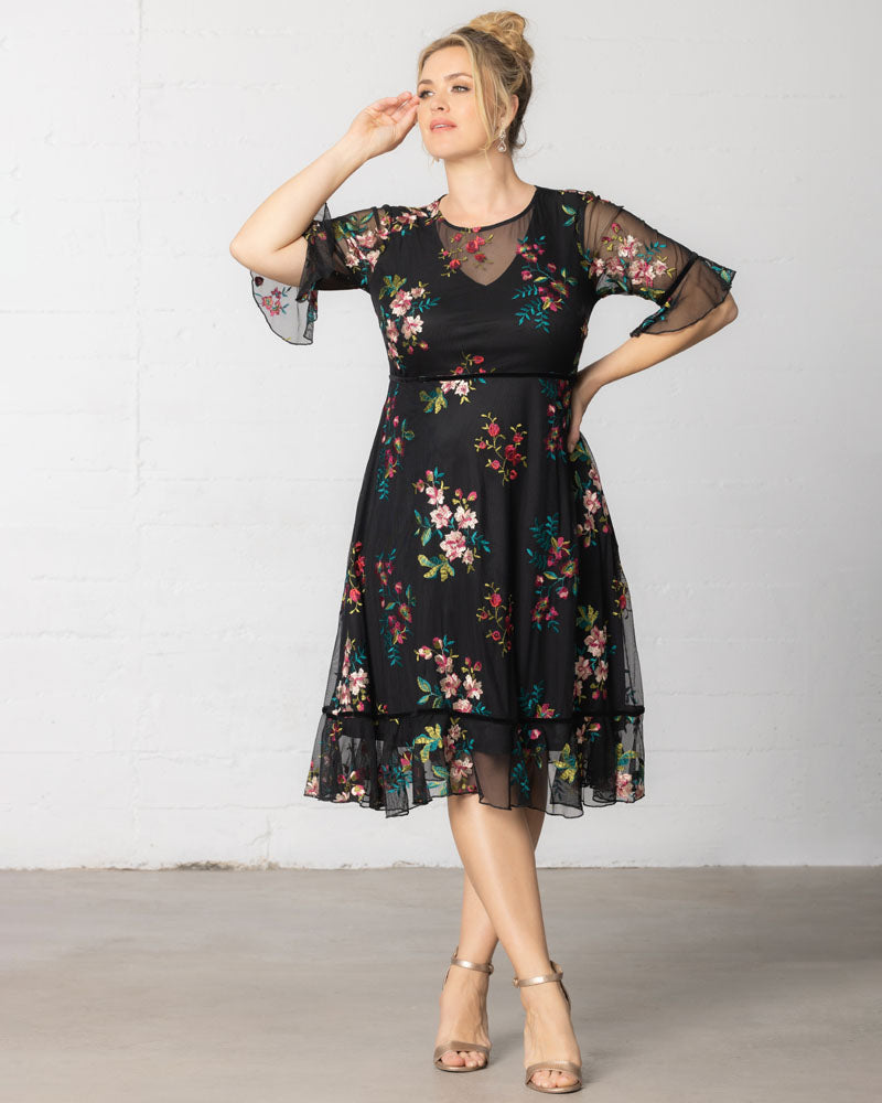 Plus Size Dresses Short Cocktail Floral A line Plus Size Dress Kiyona 12192102 Onyx Blooms