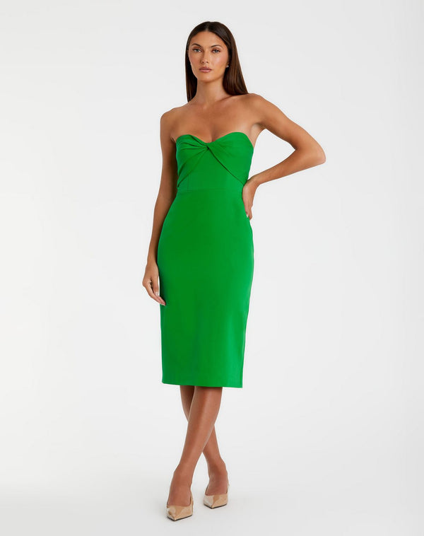 Short Fitted Dress Homecoming Mac Duggal 20959