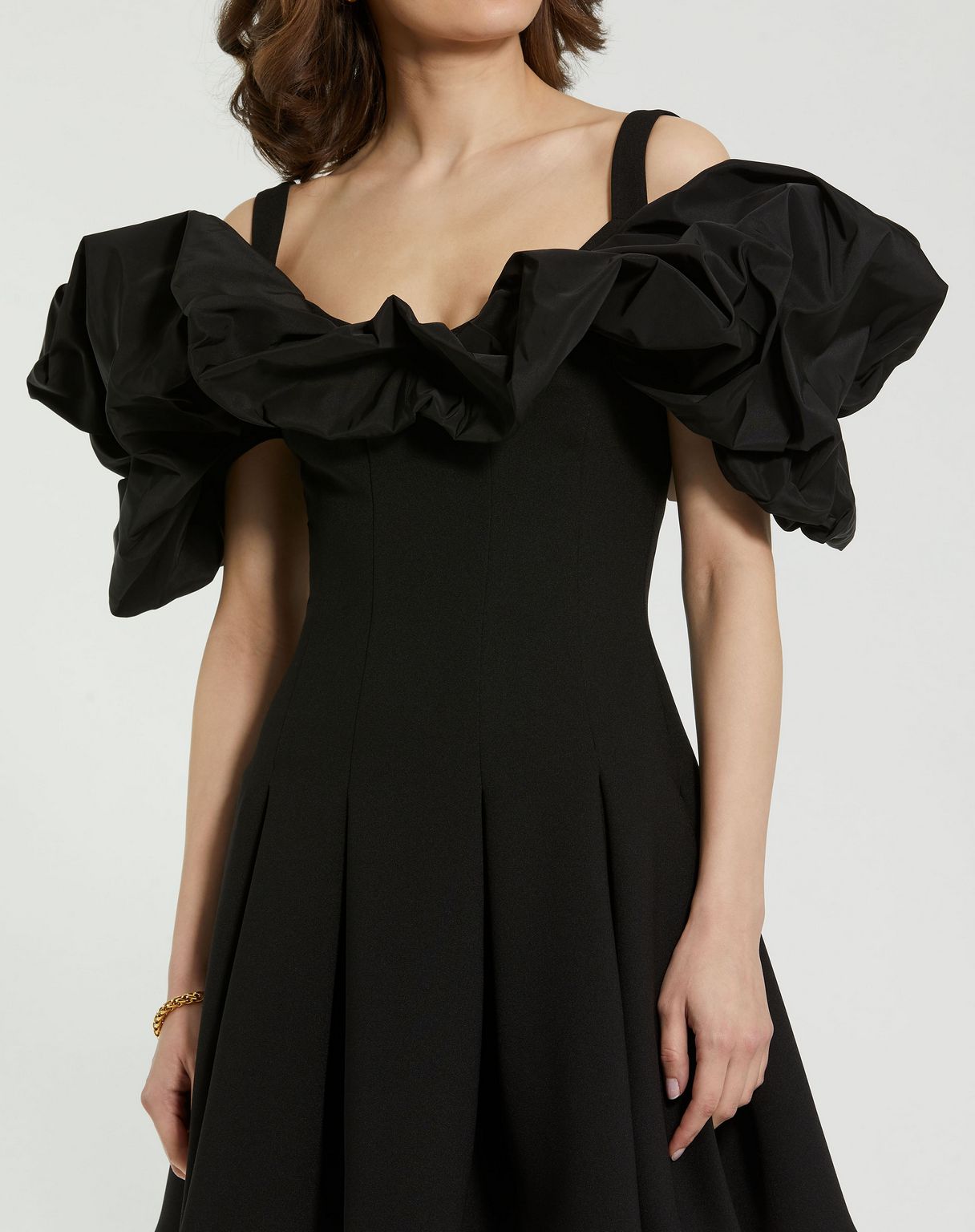 Mac Duggal 21025 Short Ruffle Detail Cocktail Dress