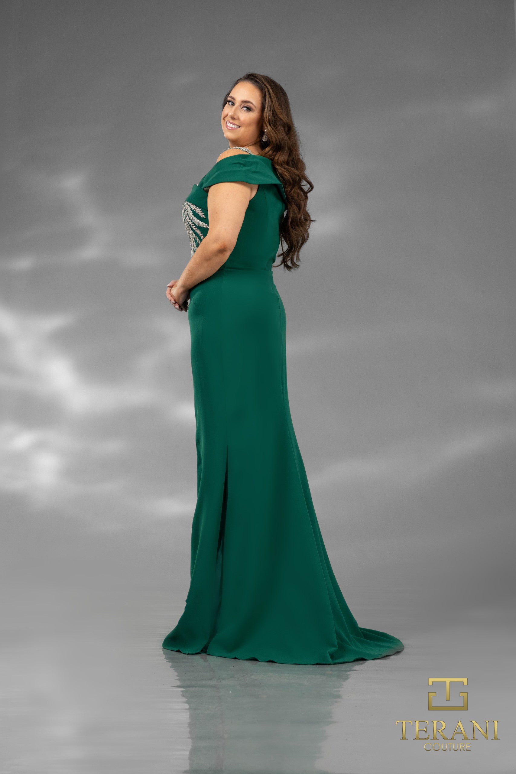 Terani Couture Sleek Mother Of The Bride Dress 2111M5289 - The Dress Outlet Emerald