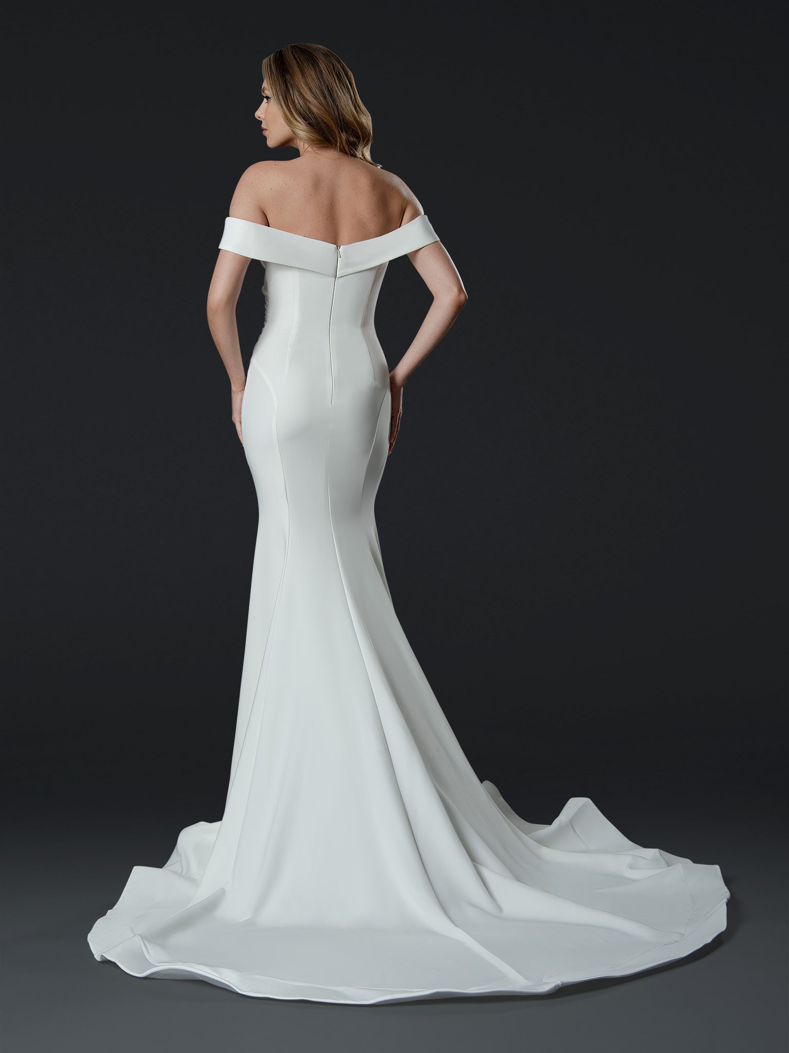 Wedding Dresses Long Pleated Mermaid Wedding Dress Off White