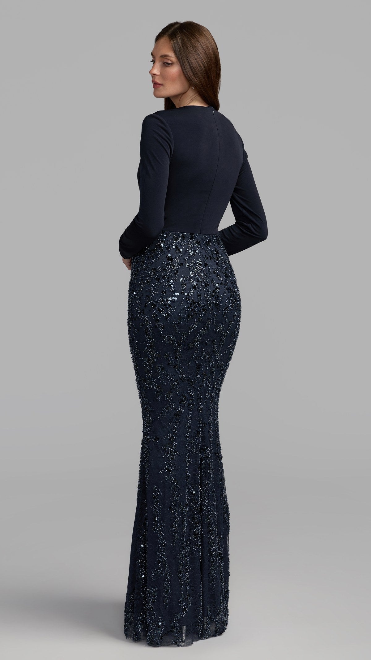 Mac Duggal style 21290 in Midnight, back view