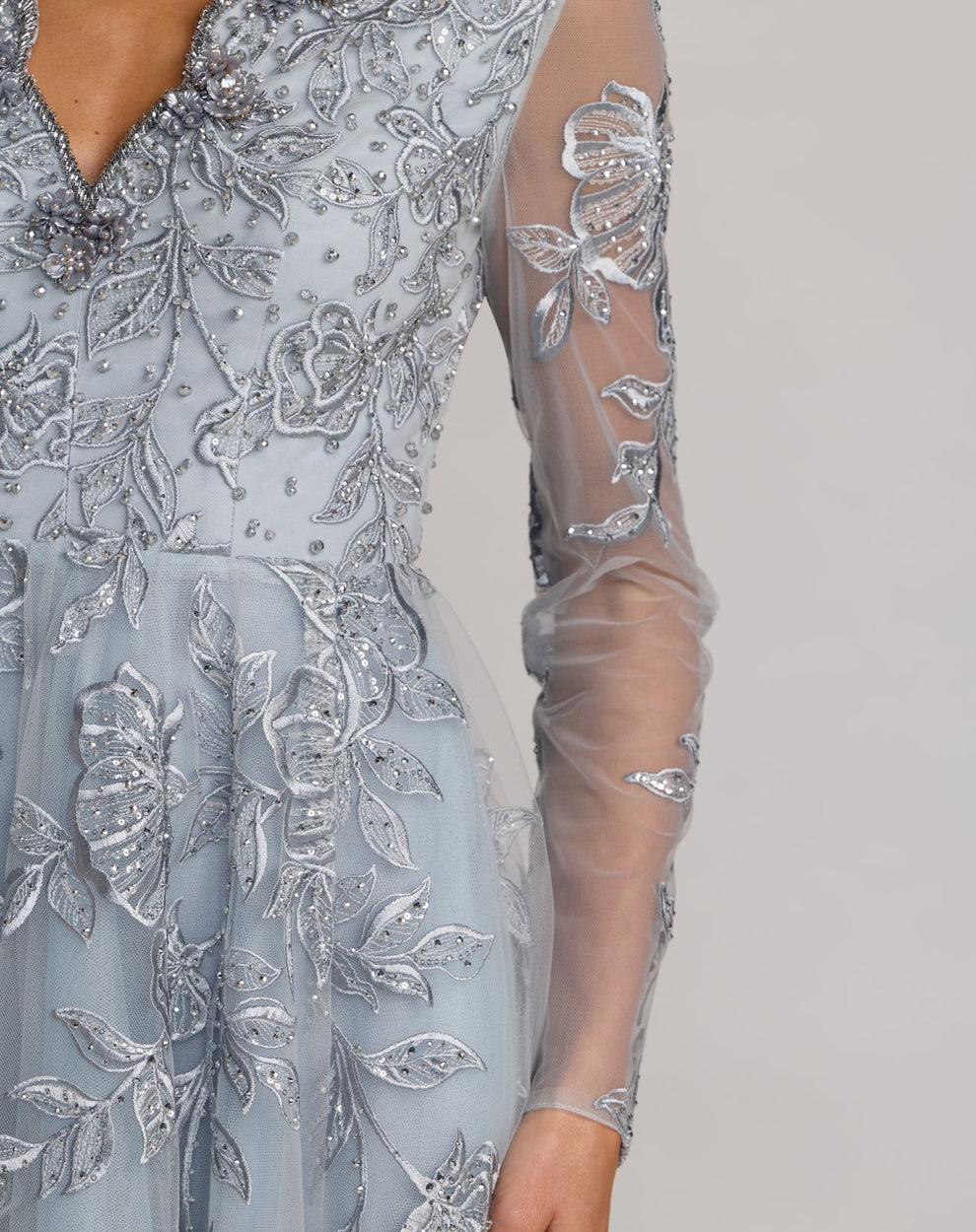 V-Neck Floor-Length Tulle Evening Gown A-Line Mac Duggal 21307