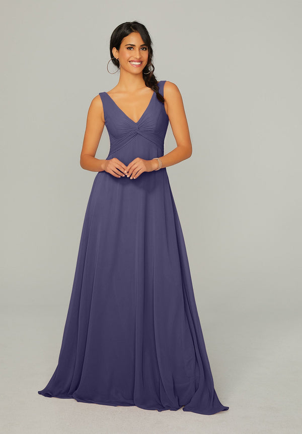 Long Evening A Line Formal Dress MGNY Madeline Gardner New York 21767