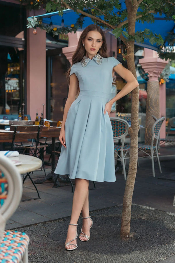 Embellished Collar Knee-Length Cocktail Dress by Mac Duggal 2313