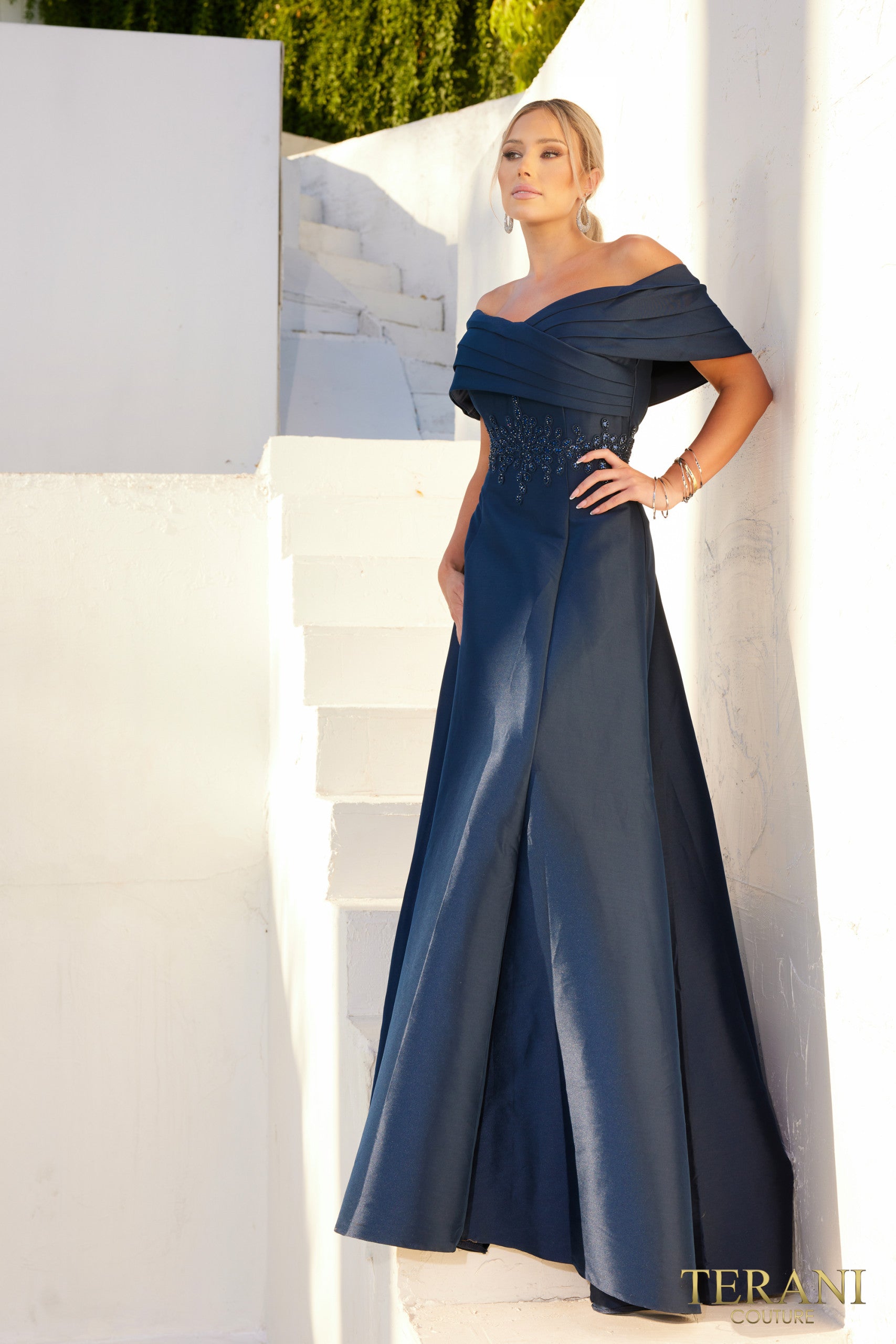 Formal Dresses Long Formal Pleated Ball Gown Navy