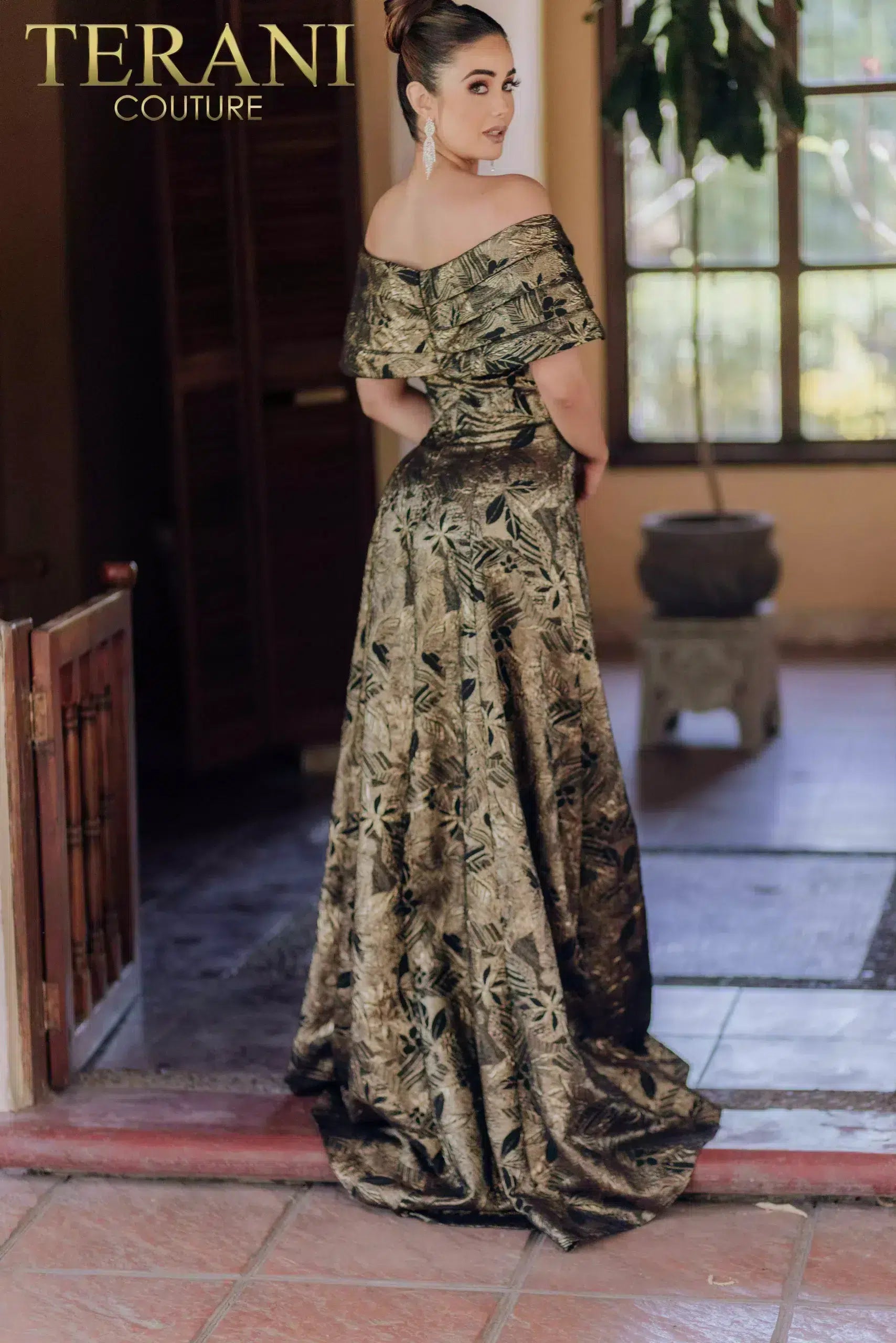 Formal Dresses Long Formal Prom A Line Pleated Dress Black Gold