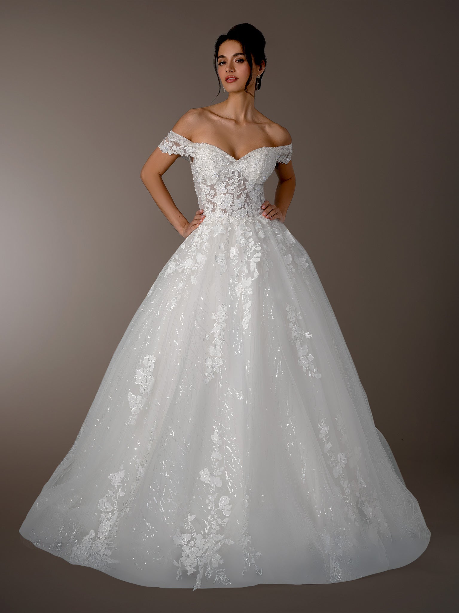 Wedding Dresses Corset Ball Gown Lace Long Wedding Dress Stella Couture 26604 Off White