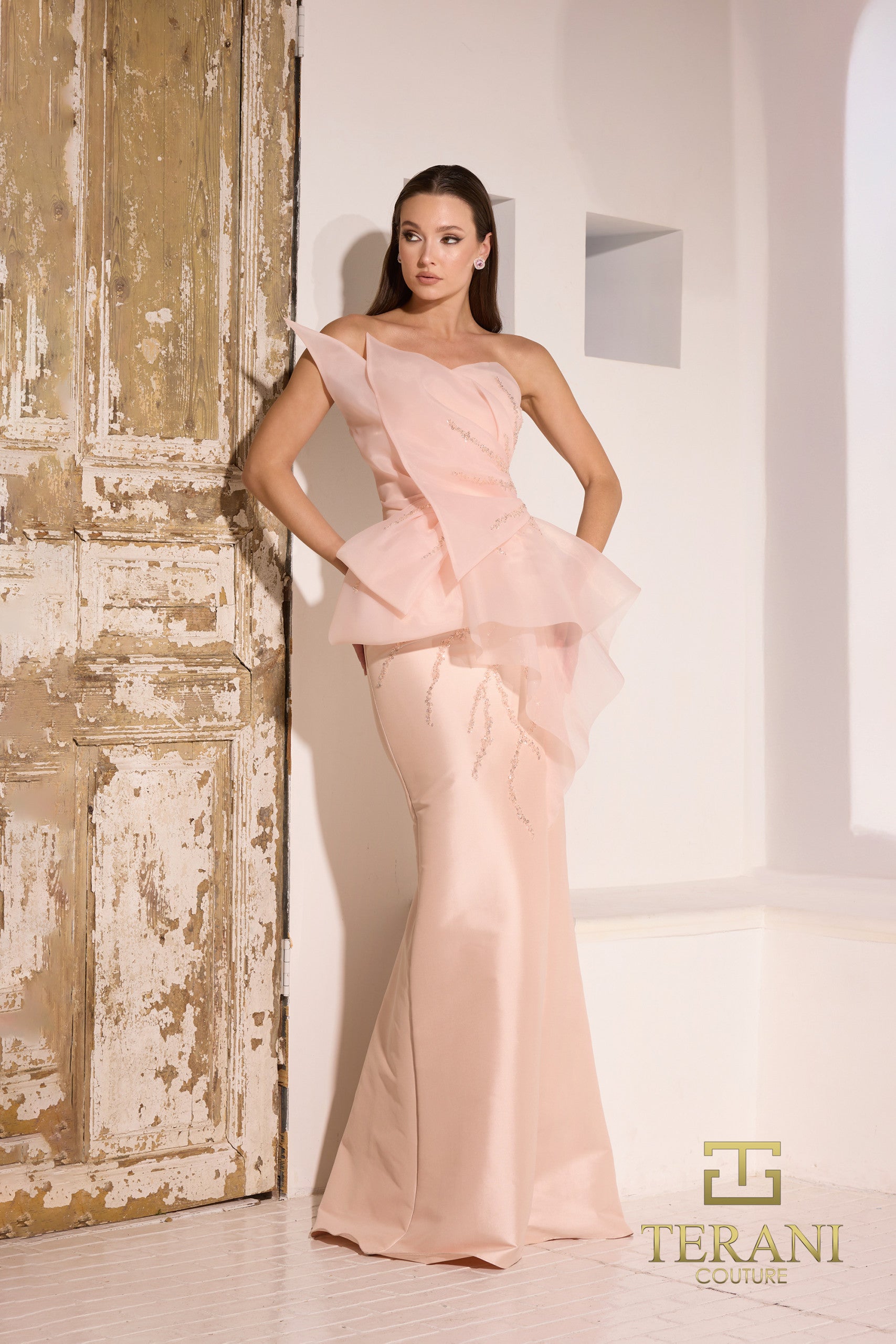 strapless open back dress A26141-Sweetheart Neckline Peplum Detail Slit Long Evening Dress main image 0