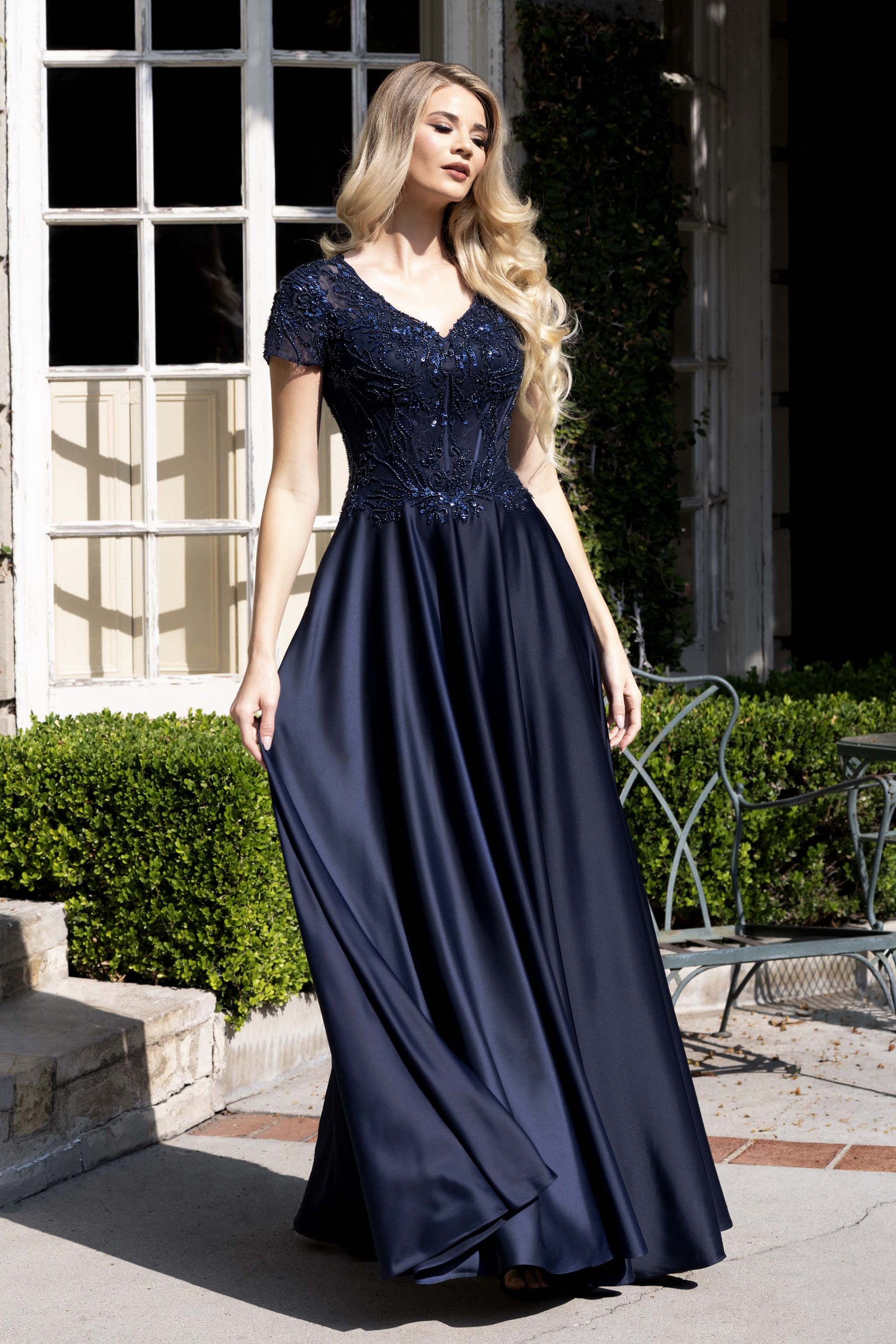V-Neck Floor-Length Satin Formal A-Line Lenovia 8419