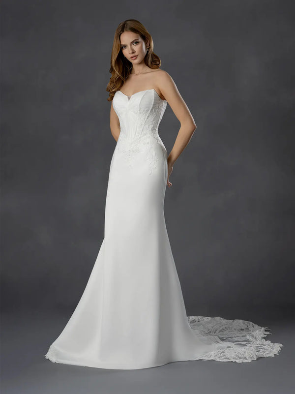 Strapless Floor-Length Lace Wedding Dress Mermaid Gown
