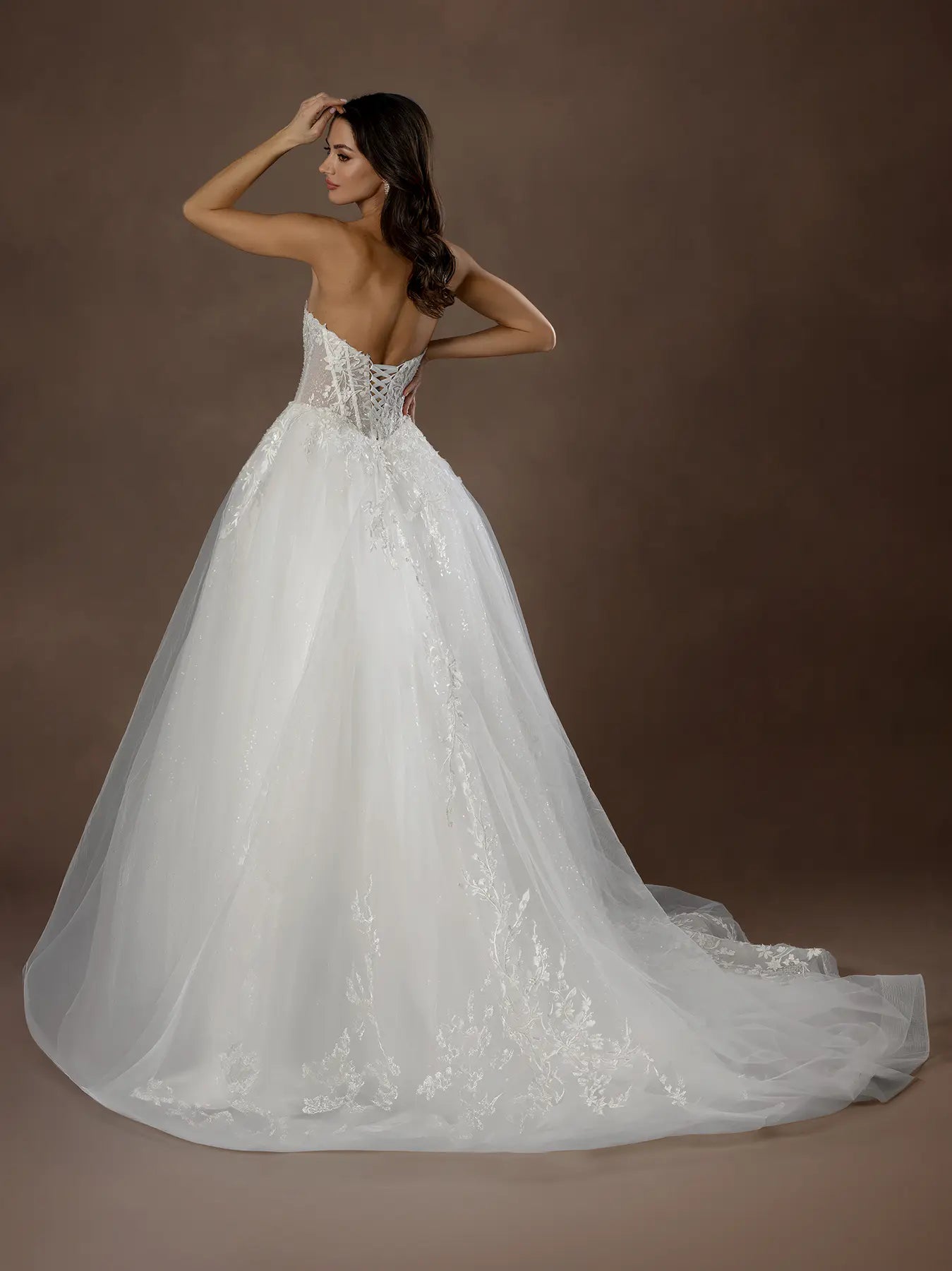 Off White Off-the-Shoulder Floor-Length Tulle Ball Bridal Wedding Gown with Lace Applique