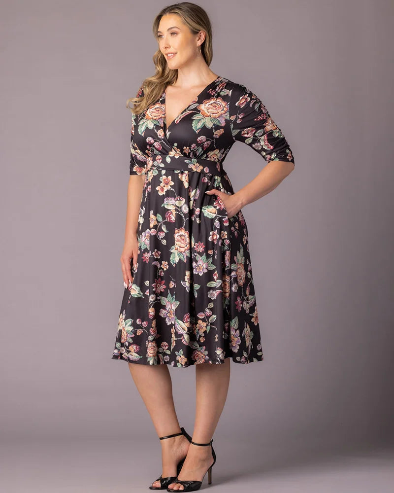 Black Floral Motif V-Neck Knee-Length Floral Casual Dress Plus Size A-Line Dress with Pockets Kiyonna 12183501