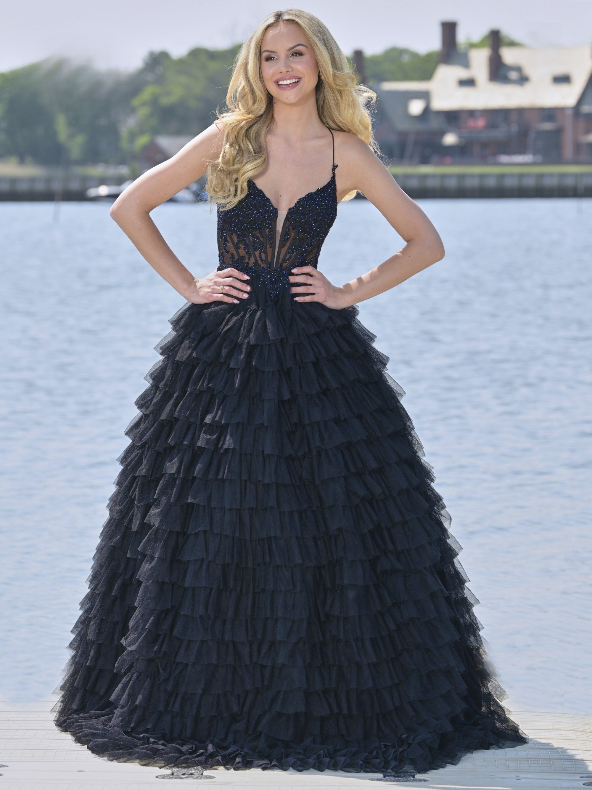 Prom Dresses Prom Long Spaghetti Strap Beaded mesh ball Gown Black