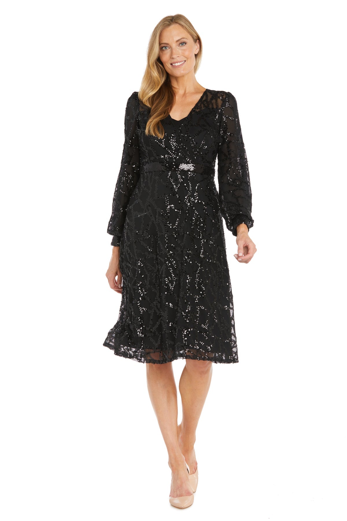 Intricate Sequin Detailing Cocktail Dress with Blouson Sleeves - Petite Black / 4P Intricate Sequin Detailing Cocktail Dress with Blouson Sleeves - Petite Black / 4P