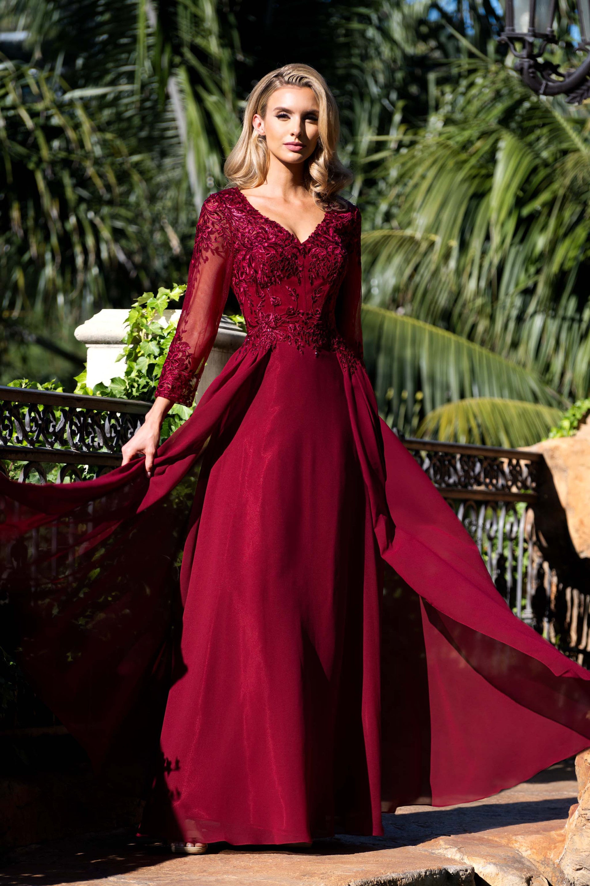 V-Neck Floor-Length Chiffon Formal A-Line Lenovia 8436