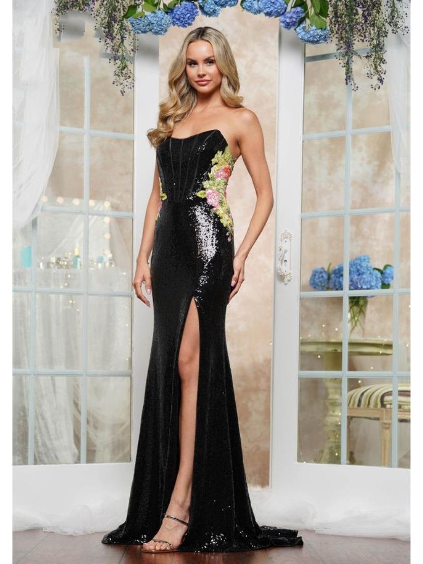 Colors 3536 Formal Floral Fitted Long Prom Dress