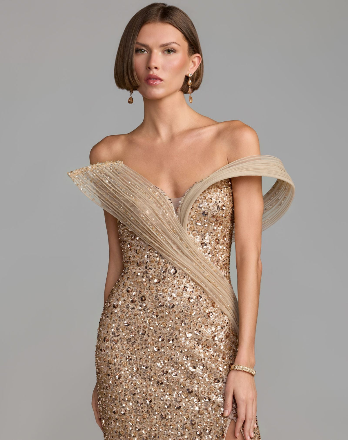 Off-the-Shoulder Floor-Length Sequin Formal Mermaid Mac Duggal 9937085P
