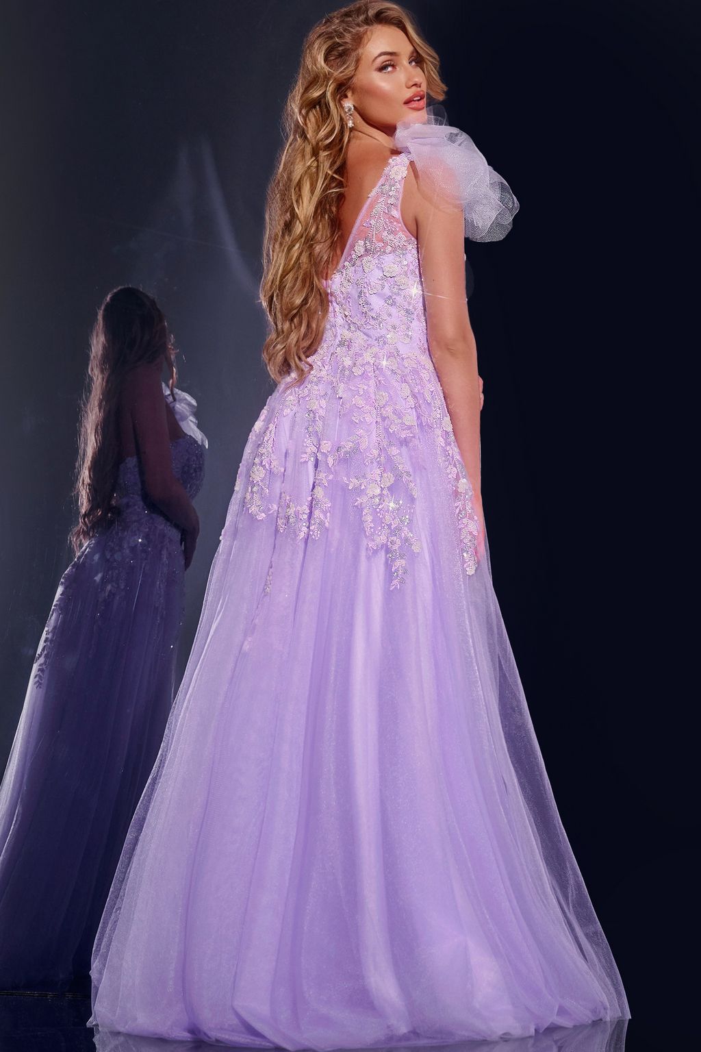 Prom Dresses Long Ball Gown Beaded Applique Prom Dress Lilac
