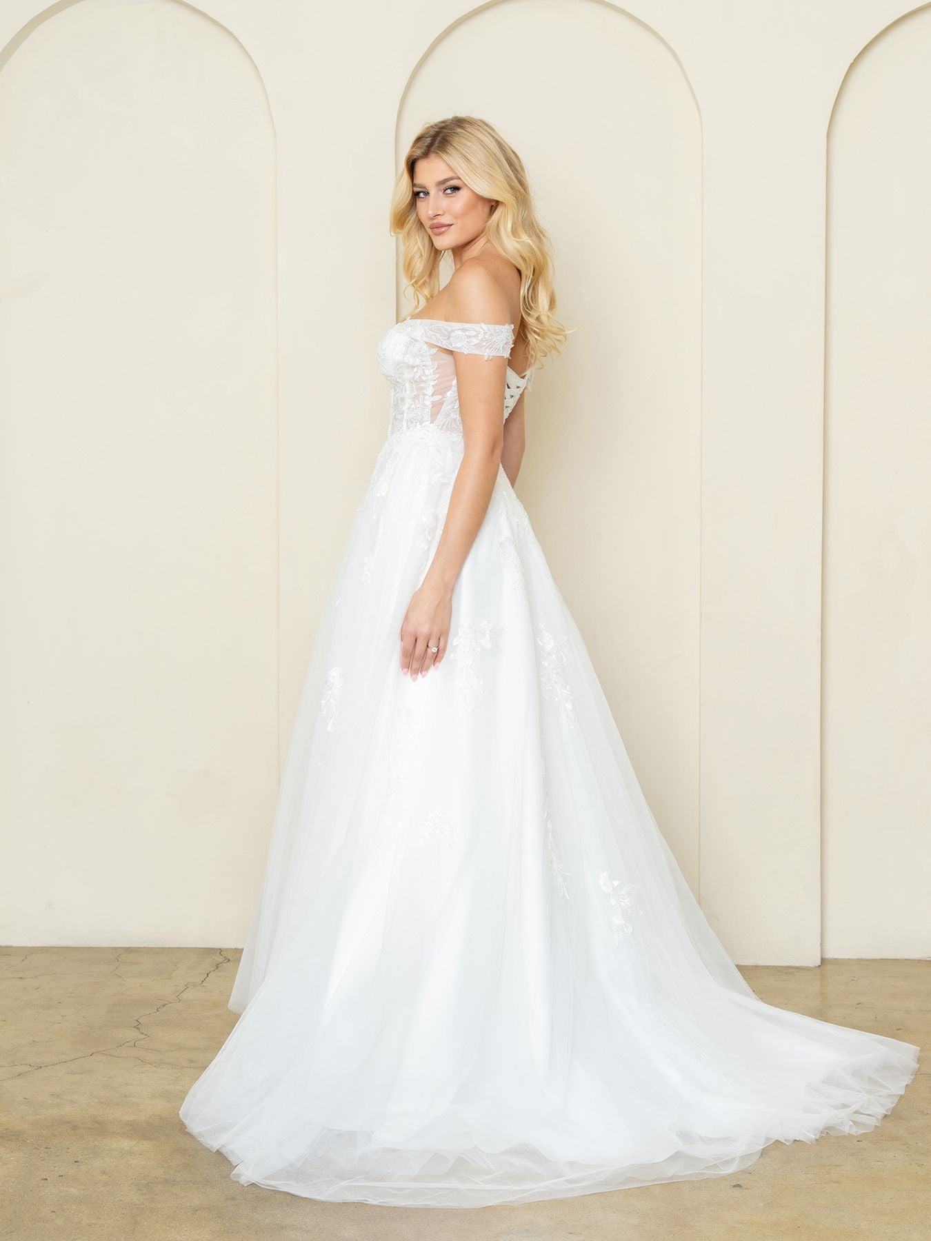 Off-the-Shoulder Floor-Length Tulle Wedding Dress A-Line Eva Fashion 5275