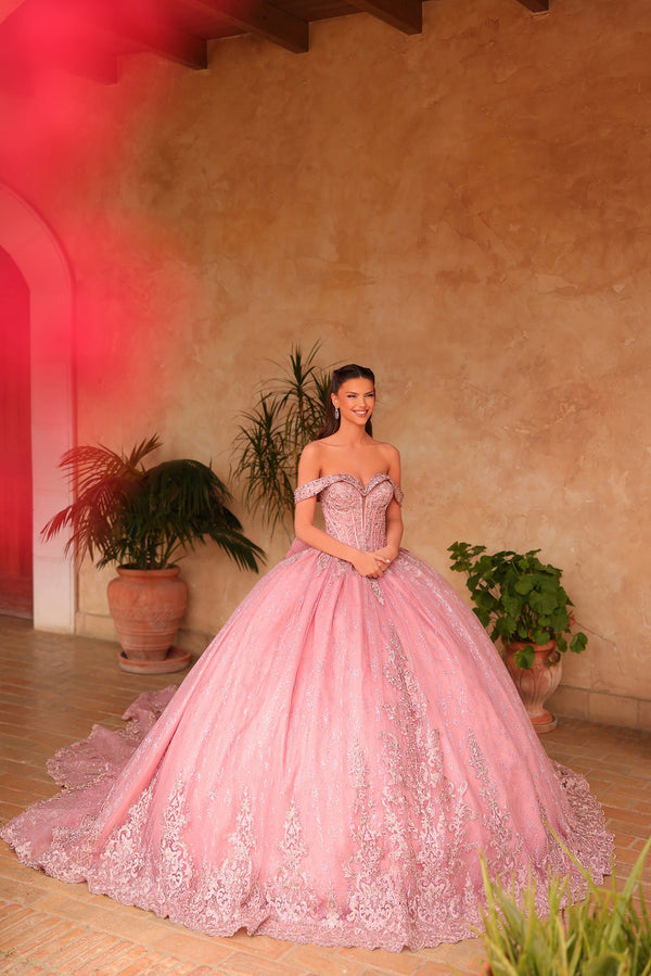 Sweetheart Floor-Length Tulle Quinceañera Ball Gown with Lace Embroidery Amarra 54123
