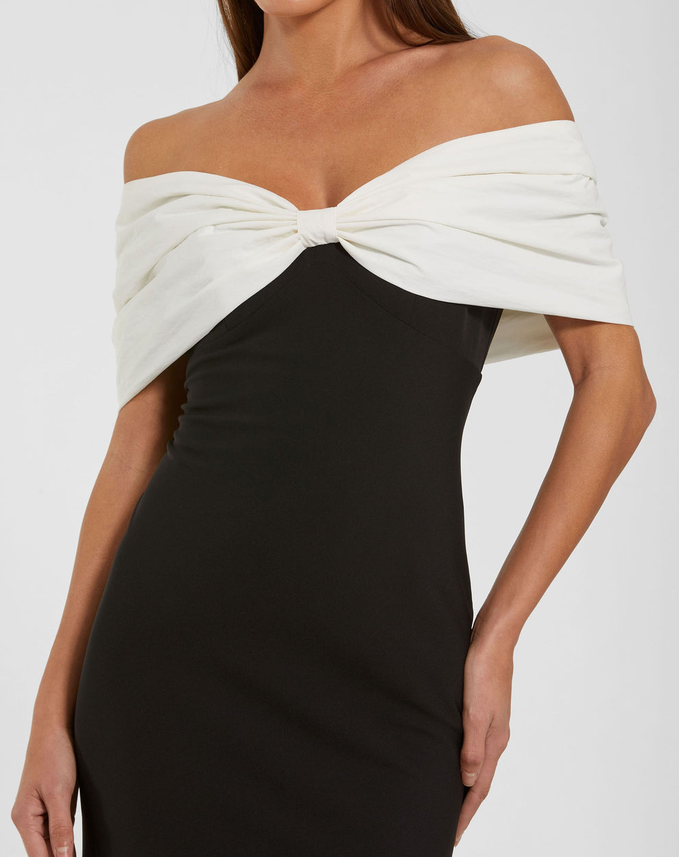 Off-the-Shoulder Floor-Length Jersey Formal Mermaid Mac Duggal 56232
