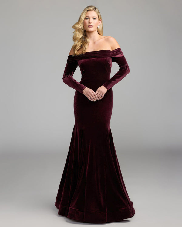 Off-the-Shoulder Floor-Length Velvet Formal Mermaid Mac Duggal 56476