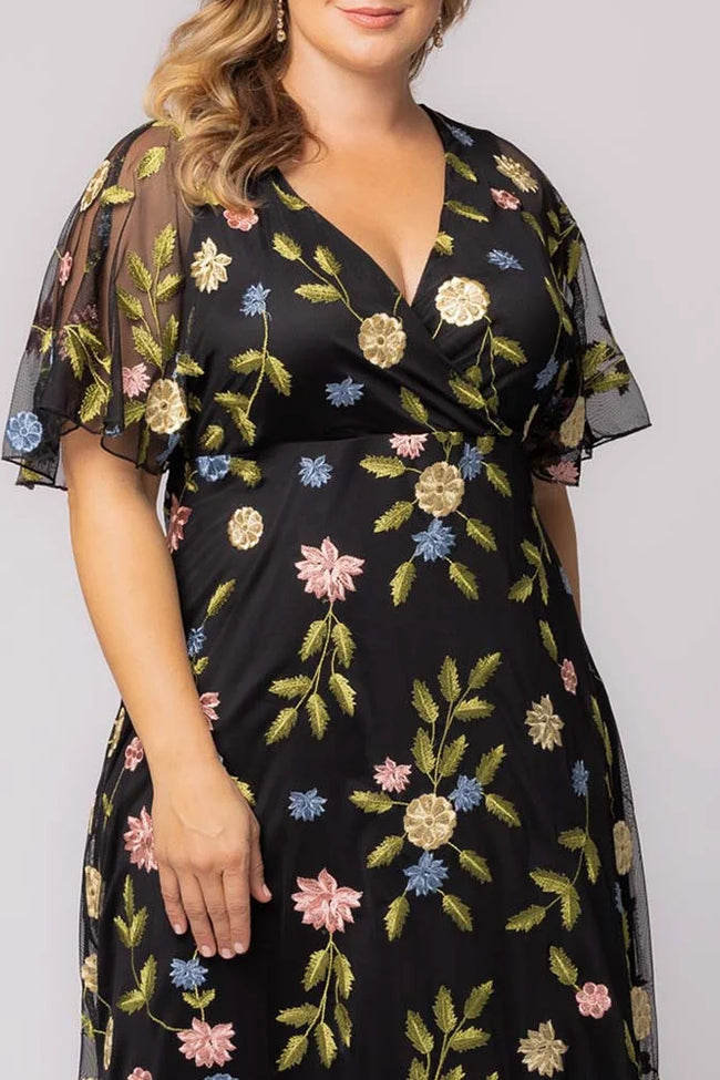 Kiyonna 12192101 Long Formal Printed Plus Size Dress – The Dress Outlet
