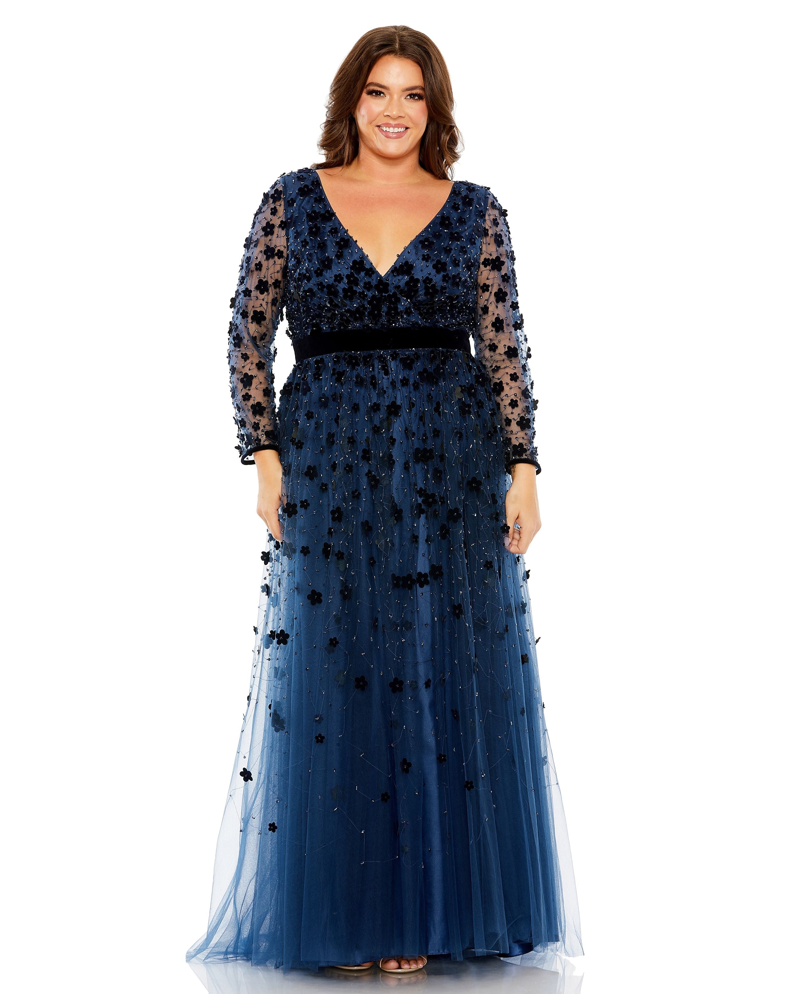 Mac Duggal - Floral Applique Long Sleeve A Line Gown - Emerald Mac Duggal - Floral Applique Long Sleeve A Line Gown - Emerald