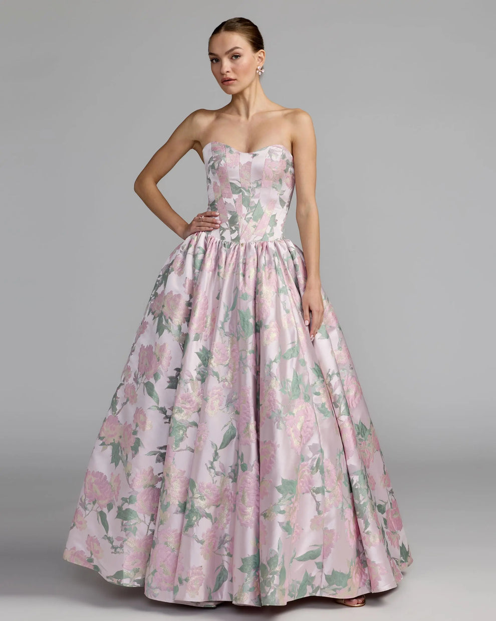 Sweetheart Floor-Length Satin Prom Ball Gown Mac Duggal 69162