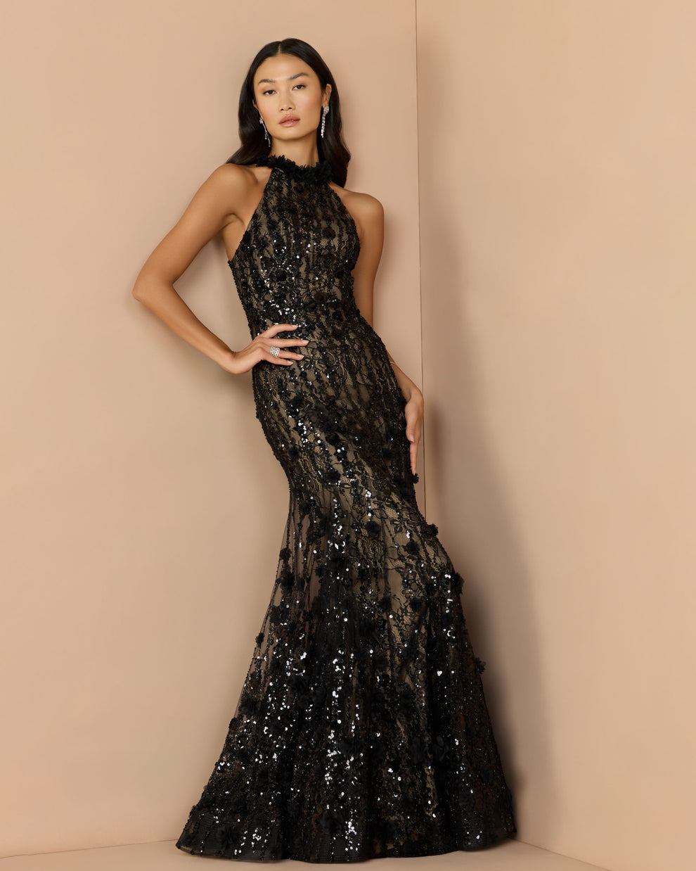 Halter Floor-Length Sequin Formal Mermaid/Trumpet Mac Duggal 69325