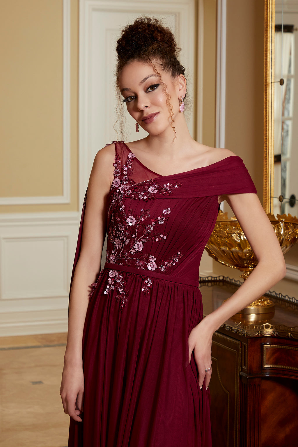 MGNY Madeline Gardner New York 72817 Formal Evening Cape Long Gown