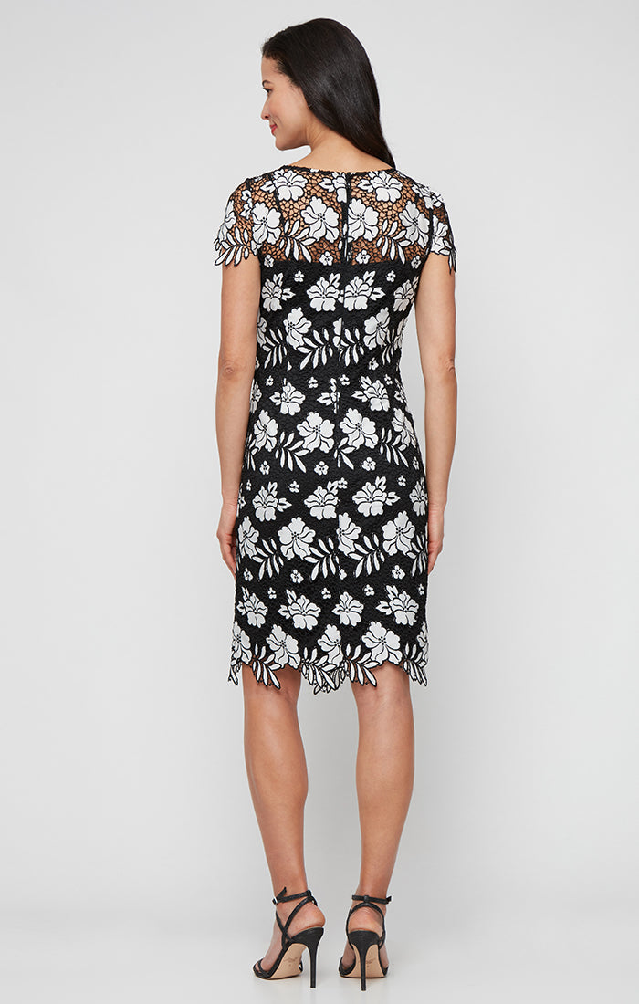 Cocktail Dresses Short Fitted Floral Lace Cocktail Dress Black White