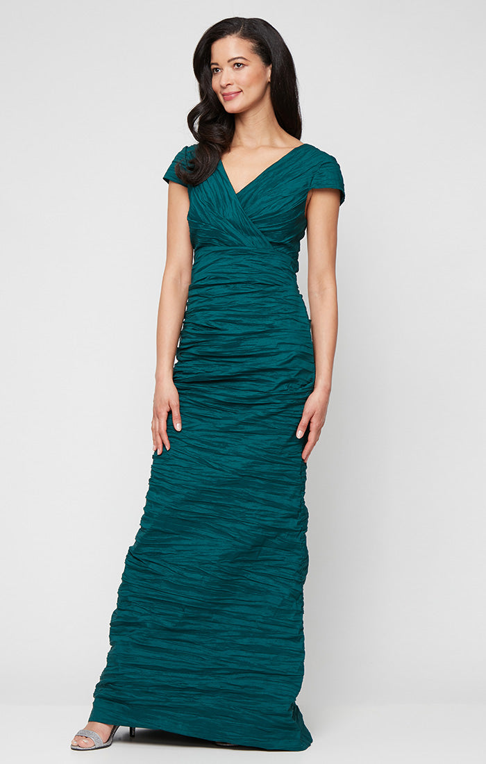 Alex Evenings Crinkle Taffeta Gown Emerald Green / 6 Alex Evenings Crinkle Taffeta Gown Emerald Green / 6