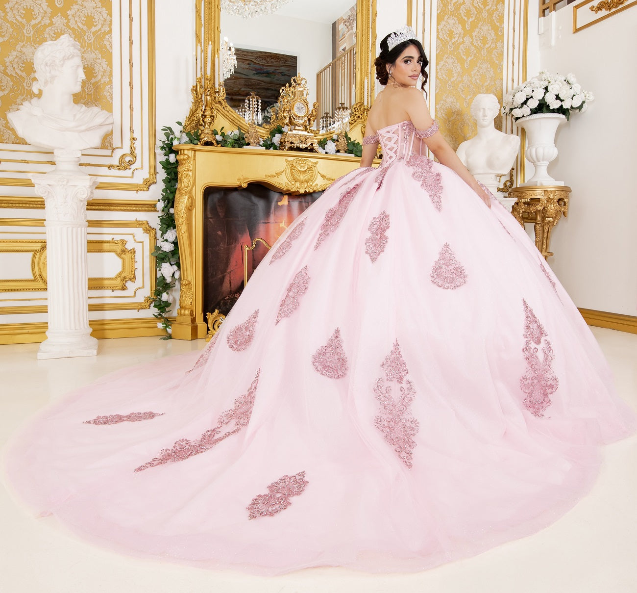 Quinceniera Dresses Long Quinceanera Dress Lace Applique Ball Gown Pink